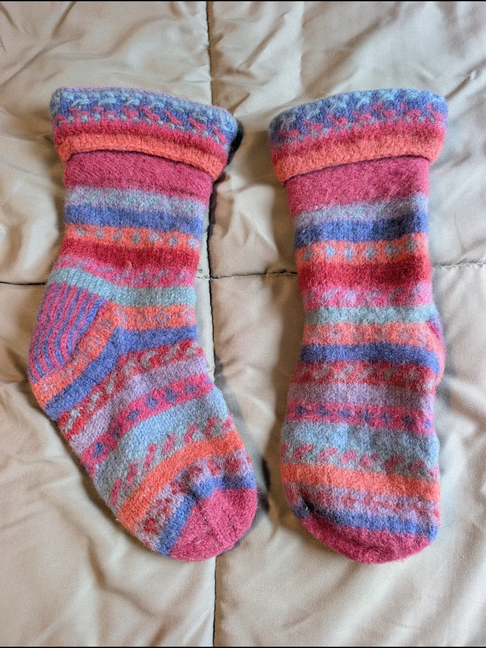 Striped Cozy Wool-Blend Socks - Pink & Purple